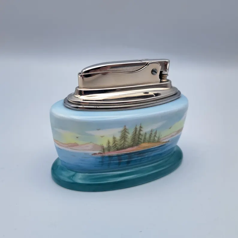 Ronson Minton Table Lighter, detail 1 of 10.